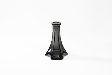 Sphinx – Green (with Black Vase)